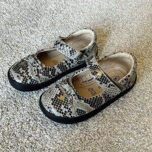 EUC Old Soles Snakeskin Print Leather Mary Jane size 25 / T9